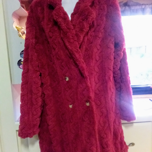 Jackets & Blazers - Elegant Red Faux Fur Coat